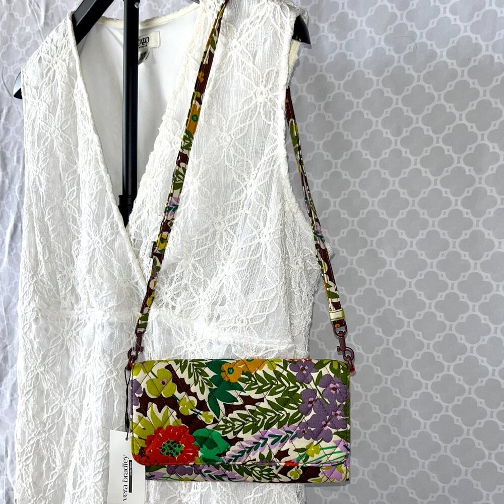 Vera Bradley Evening Garden Wallet Crossbody NWT Floral - Picture 4 of 13